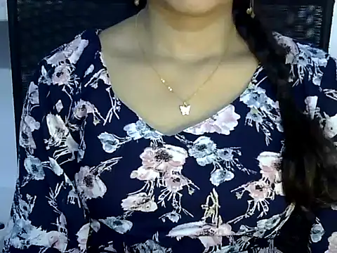 Chat +18 de Shab_M ao vivo