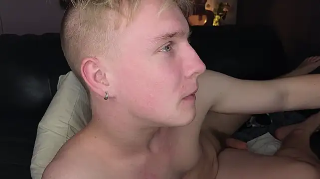 Živý XXX chat _AlexHot_