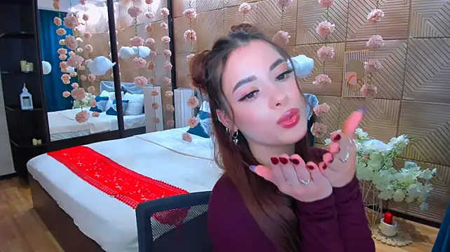 PutOnRepeat live XXX chat