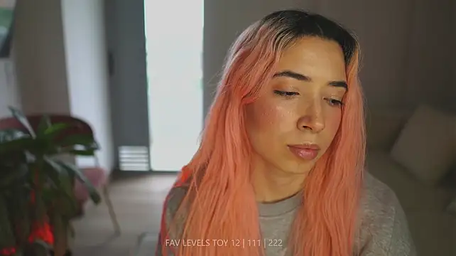 dearnina_ XXX чат на живо