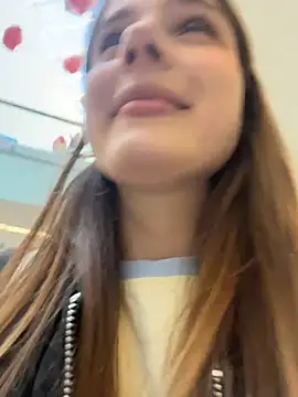XXX chat uživo modela Lunabelle_