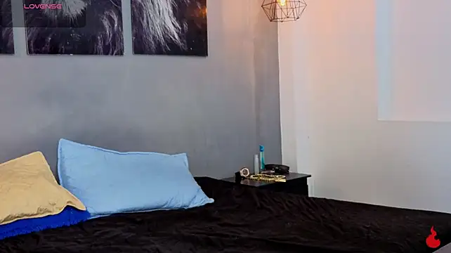 Juan_123__n Live XXX chat