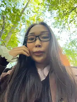 Trytomakememoam - Who’s going to make me blush first?