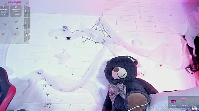 BritanyBrown_ - Remove panties + open pussy😍🤤🙈