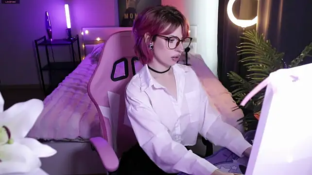 _Moonlight_t's Live XXX Chat