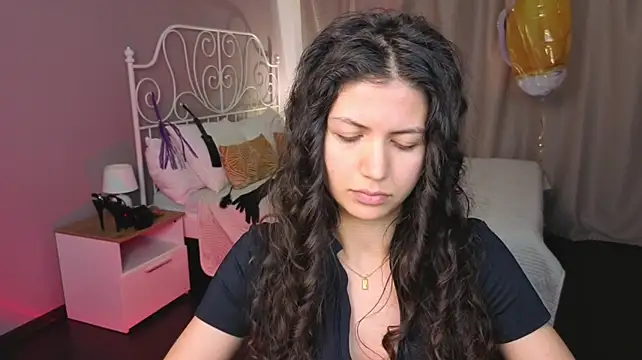 NoelPerfect Chat XXX in diretta