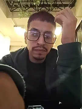 Juann-cock Adlı Modelin Canlı XXX Sohbeti