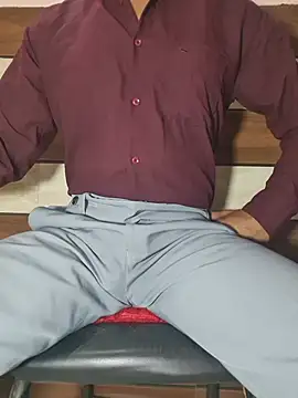 Živý XXX chat Yass_Daddy