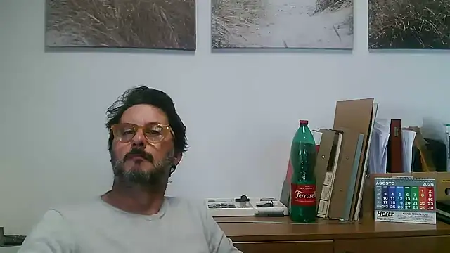 Cellino4 Chat XXX in diretta