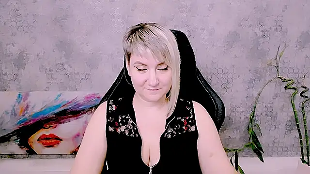 Djullia – Live XXX-chat