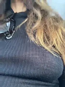 AnnaFlowerBabe - Sexy Dance close to cam 😘❤️