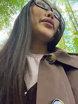 Trytomakememoam - Who’s going to make me blush first?