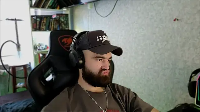 Chat XXX en directo de _Serious_Man