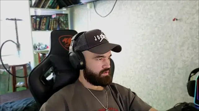 Živý XXX chat _Serious_Man