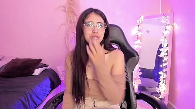 Chat +18 de Valk_submissive ao vivo