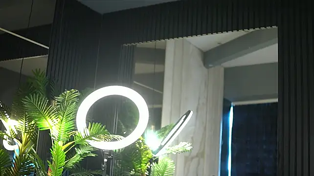 lexira1nのライブXXXチャット