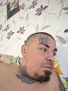 Berti3128 Live XXX Chat