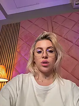 IveySin - Boobs deserve some attention today