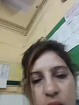 צ'אט XXX בשידור חי של tanya12345