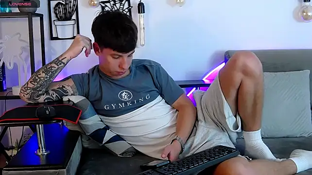 XXX chat uživo modela ThomasEdisonn