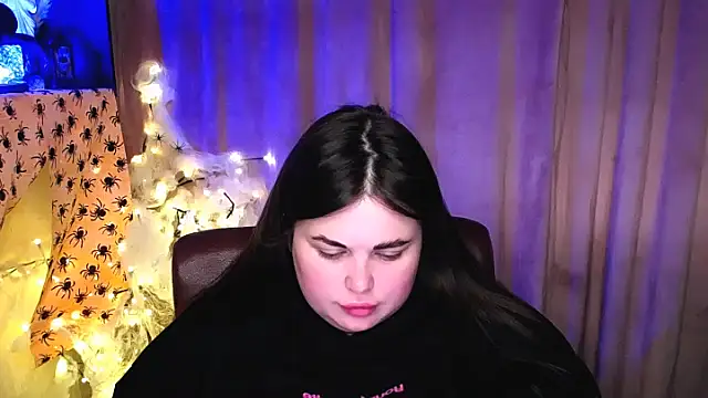 Czat XXX na żywo – Emily_Mo