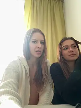 XXX chat uživo modela moretheninfinity