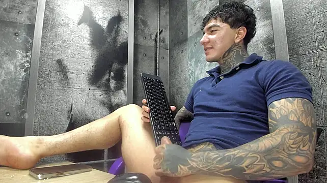 Gury_tattoo's Live XXX Chat