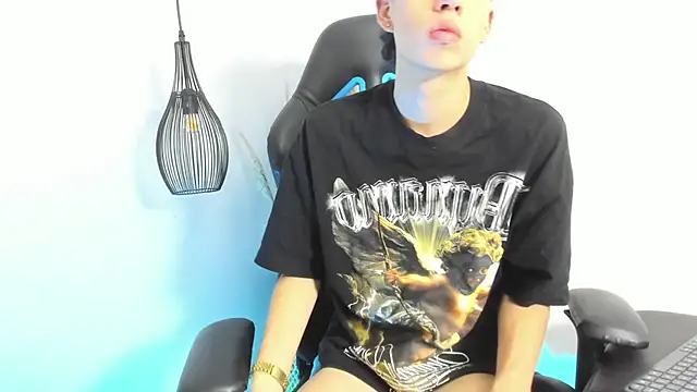 XXX chat uživo modela darwin_vargas