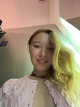 -NaughtyAngel-'s Webcam Show
