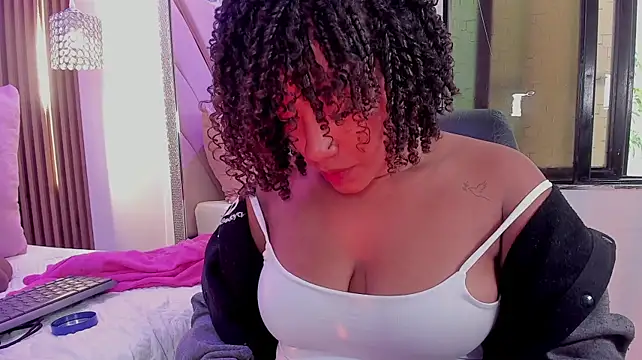 Mia_rouxx1 - 💥 Hot Boobsjob + Oil 💥