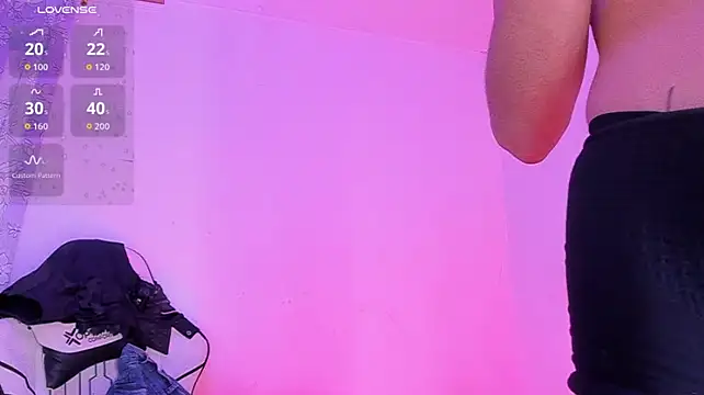 sarah_benjjaminn's Live XXX Chat
