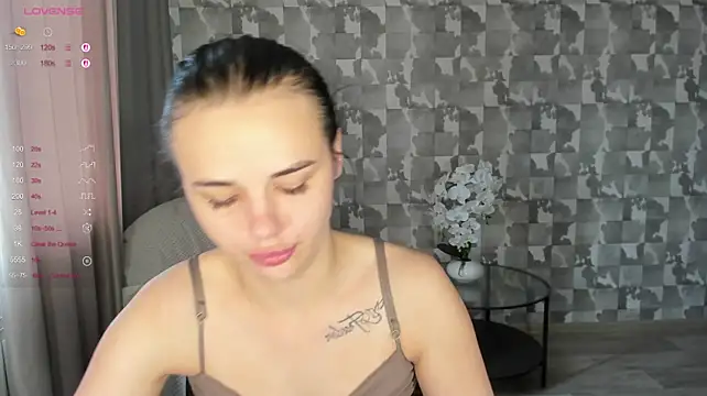 Chat +18 de Kseni_a ao vivo