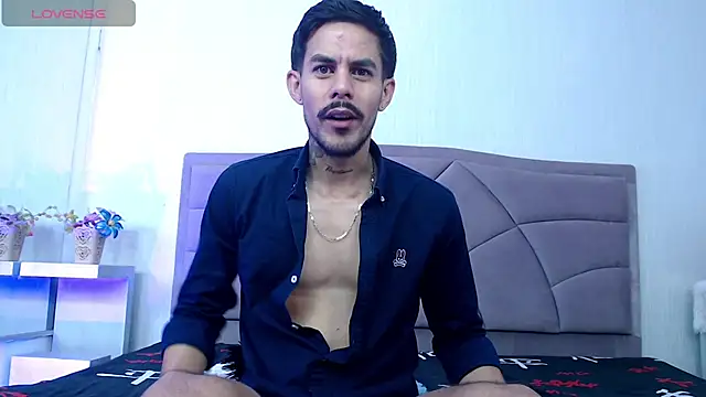 Leo_vesper1 লাইভ XXX চ্যাট