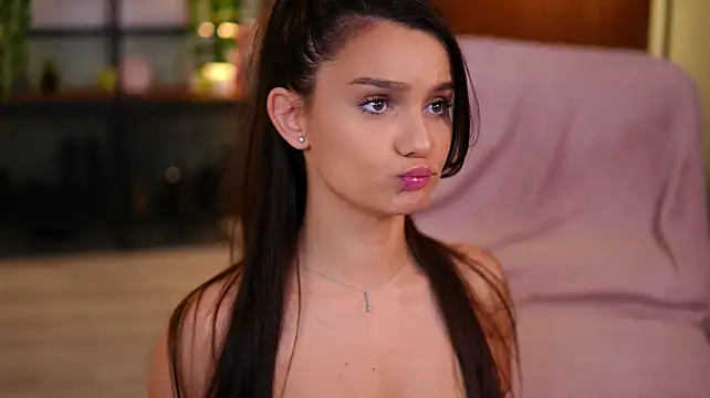 Lena_Laurent 现场XXX聊天
