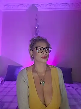 LunaBlaise live XXX chat