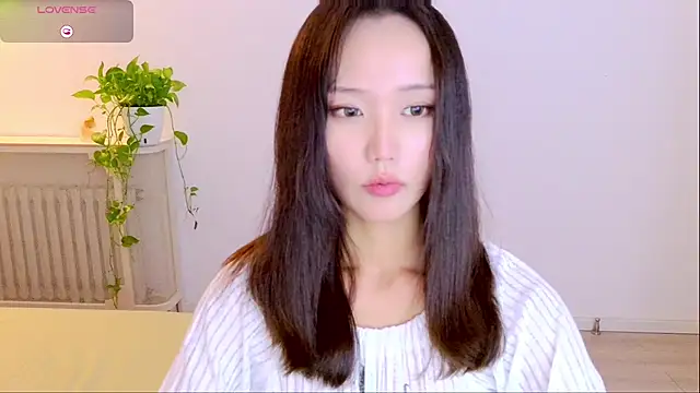 yufenna 现场XXX聊天