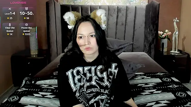 AriettiHamoe - remove T-shirt