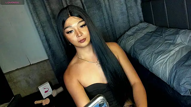 Chat +18 de TrinityFucksYou ao vivo