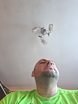 StrictBobby Chat XXX live