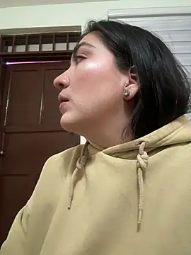 KathiaJenner - I clap with my huge buttocks