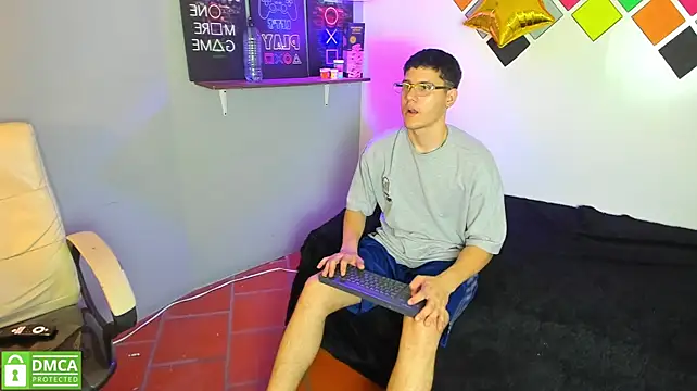 luca_white – Naživo XXX chat