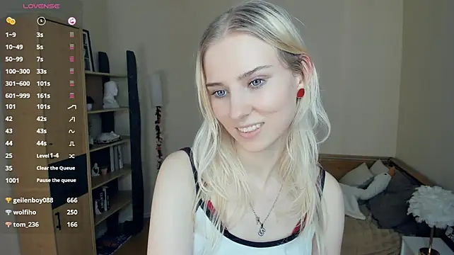 LaynePingitore's Live XXX Chat