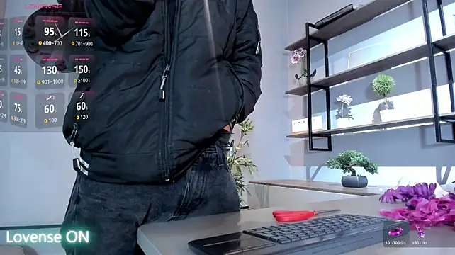 Онлайн чат XXX nicktorn