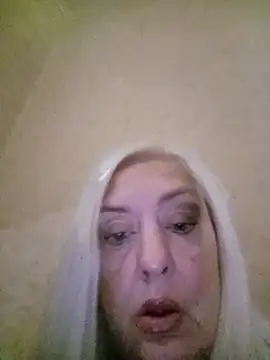 Julia20Xn Live XXX chat