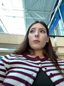 LilluKatten - completely naked in public 🔥