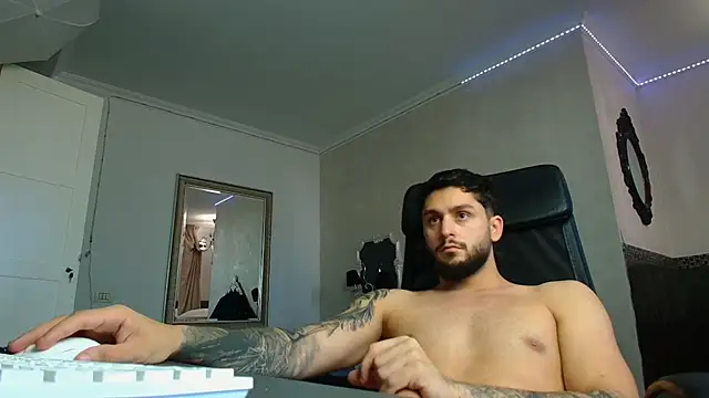 TroyWadee – Live XXX-chat