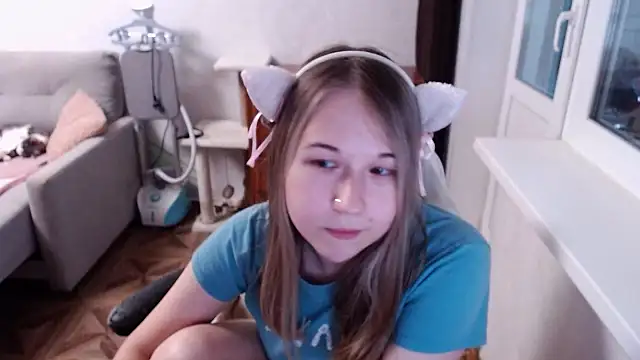 Emily-Wayn Live XXX chat
