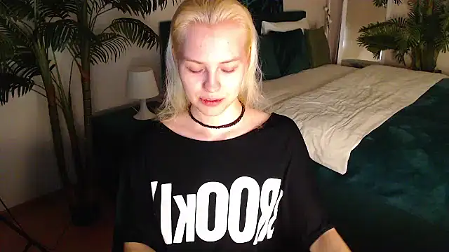 HannahHollissn Live XXX chat