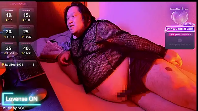 ChubbyBEAR039 即時 XXX 聊天