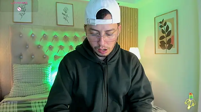 XXX chat uživo modela Jonath_1